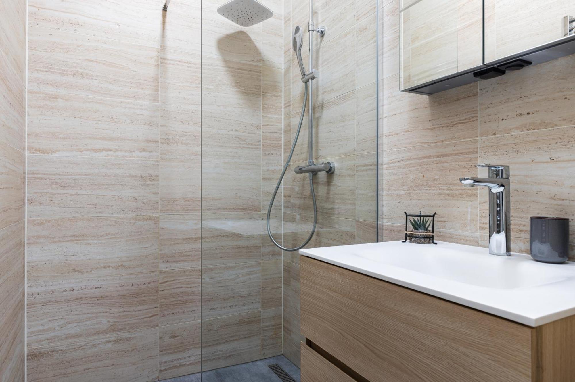 Stay2Gether City Buzz Apt - O2 Arena - Sleeps 6 Прага Екстер'єр фото